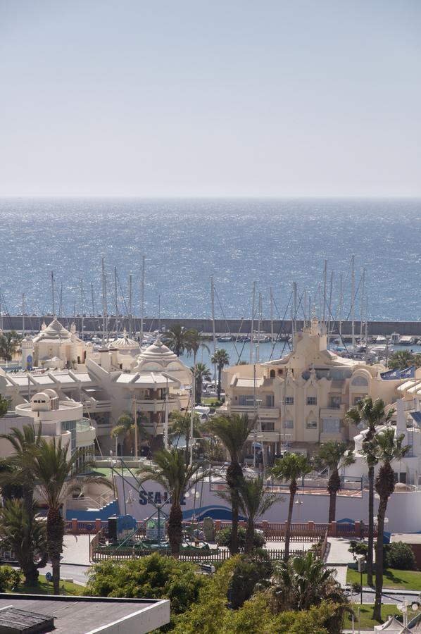 Puerto Marina Benalmadena Bagian luar foto